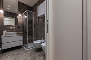 Elegant Home with Terrace