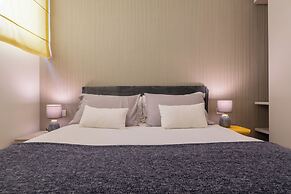 Elegant Home with Terrace