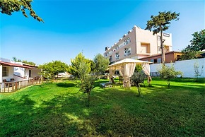 HARMONY HOTEL AND STUDIOS