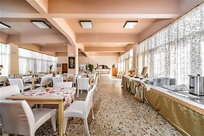 HARMONY HOTEL AND STUDIOS