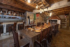 Villa Betelgeuse Supernova