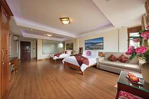 Hanoi Airport Premium Hotel