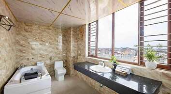 Hanoi Airport Premium Hotel