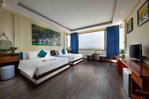 Hanoi Airport Premium Hotel