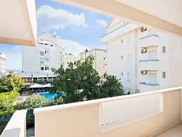 Belvilla by OYO Fucini Sette Quadri