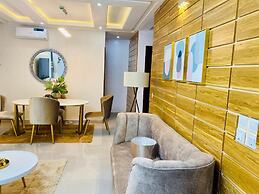 Shortlethomes- Renee's Luxury Apartments