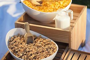 Holiday Inn Express Brussels Airport by IHG