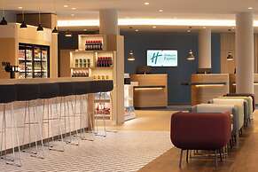 Holiday Inn Express Brussels Airport by IHG