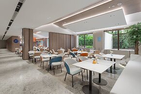 Holiday Inn Express Xi An North Station by IHG