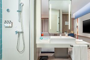 Holiday Inn Express Xi An North Station by IHG