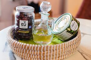 Attic Suite in Alykes