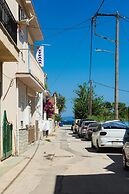 Attic Suite in Alykes