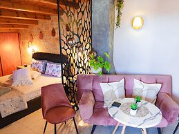 Attic Suite in Alykes