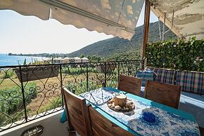 Lilly s Seaview Studio