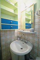 Lilly s Seaview Studio