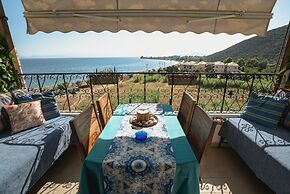 Lilly s Seaview Studio