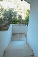 Lilly s Seaview Studio