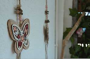 Lilly s Seaview Studio