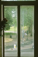 London Gem - Chic Apartment Retreat