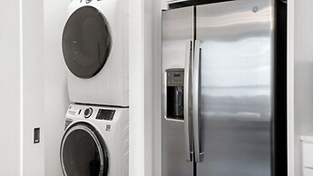 The Artesian At Bee Cave By  Landing