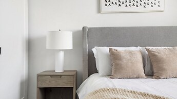 The Artesian At Bee Cave By  Landing