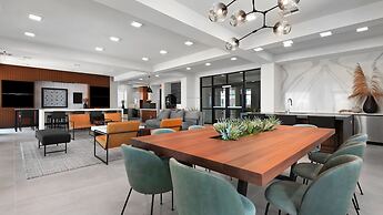 The Artesian At Bee Cave By  Landing