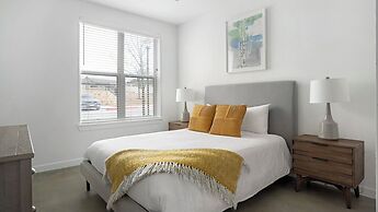 The Artesian At Bee Cave By  Landing