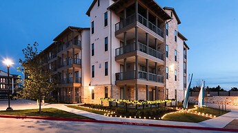 The Artesian At Bee Cave By  Landing