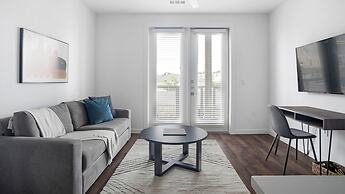 The Artesian At Bee Cave By  Landing