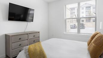 The Artesian At Bee Cave By  Landing