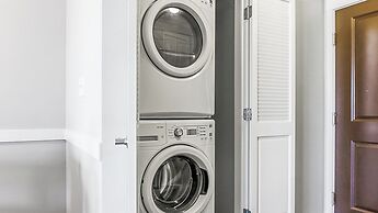 9 On Canal By  Landing