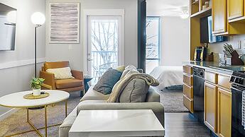 9 On Canal By  Landing