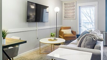 9 On Canal By  Landing