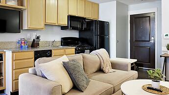 9 On Canal By  Landing