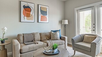 Mission Hill By  Landing