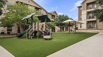 Mission Hill By  Landing