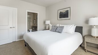 Mission Hill By  Landing