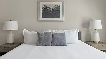 Mission Hill By  Landing