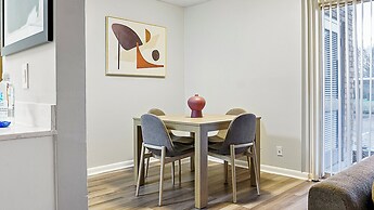 Fountain Parc By  Landing