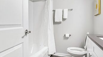 Fountain Parc By  Landing