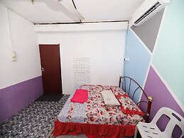 OYO 91005 MY Gunung Budget Hotel