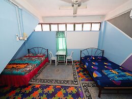 OYO 91005 MY Gunung Budget Hotel