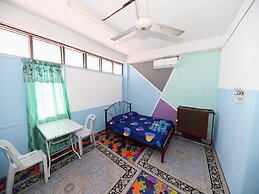 OYO 91005 MY Gunung Budget Hotel