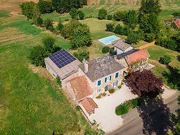 Holiday Home With Pool in Coubjours