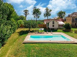 Holiday Home With Pool in Coubjours