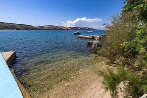 Beachfront Santa Maria 2 Apartment 3