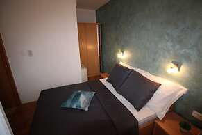 Beachfront Santa Maria 2 Apartment 3