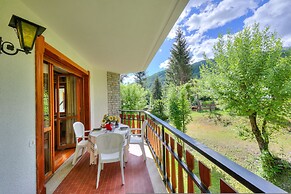 Asteria 29 Skiing Nearby