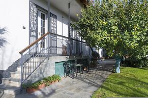 La Casetta Sull Albero 900m From the sea