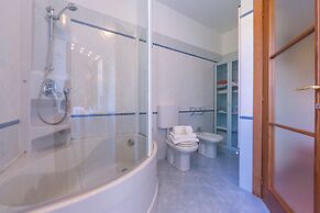 La Casetta Sull Albero 900m From the sea